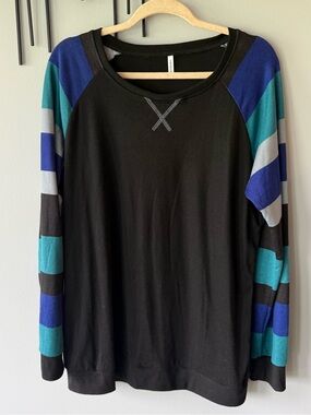Black Raglan Sweatshirt with Striped Blue & Teal Sleeves